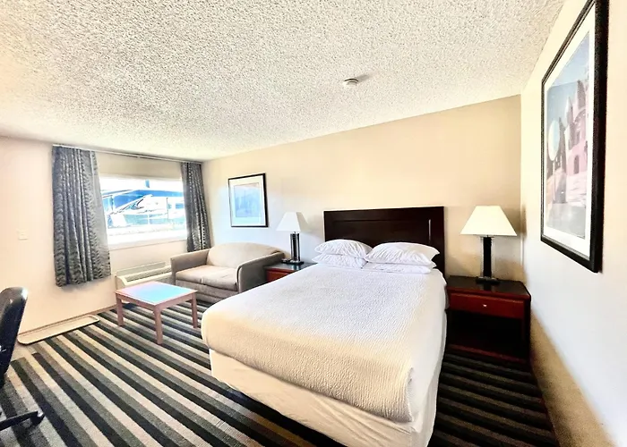 Royal Hotel Lloydminster