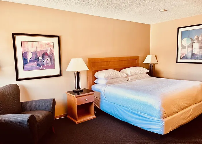 Royal Hotel Lloydminster