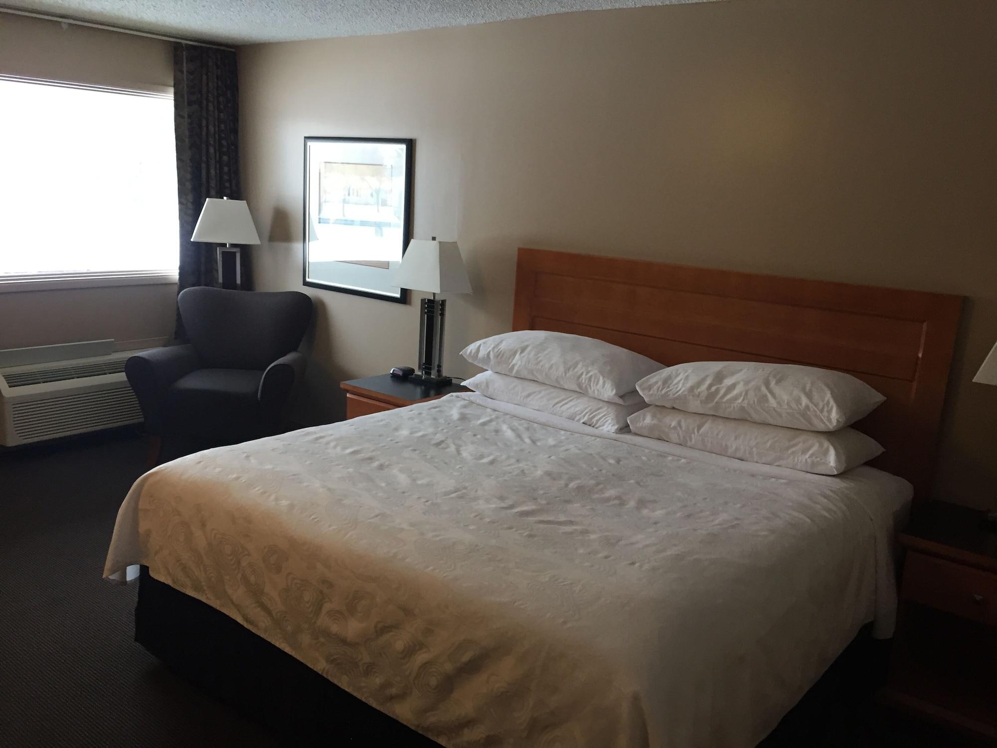 Inn Royal Lloydminster