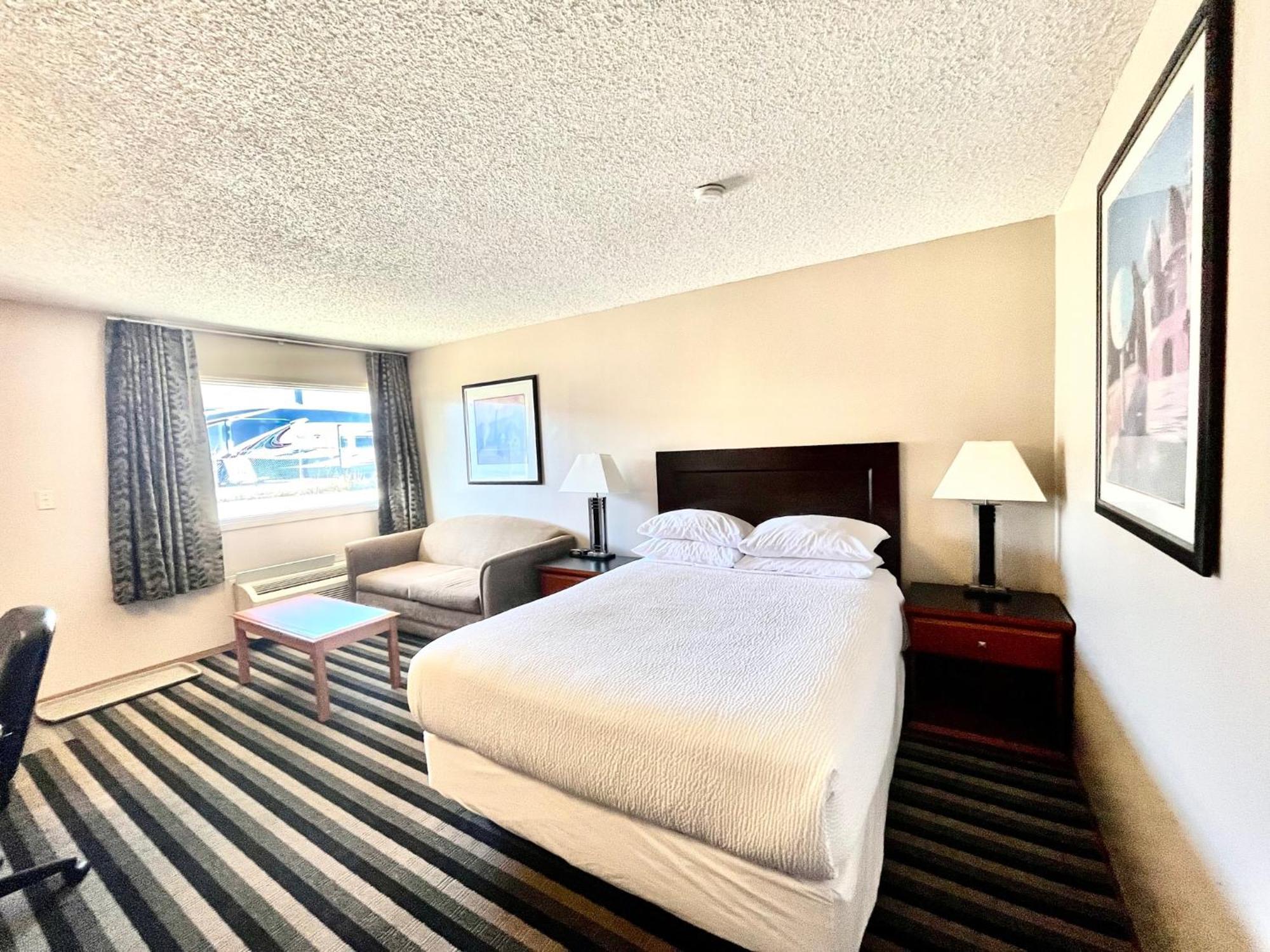 Royal Inn 3*