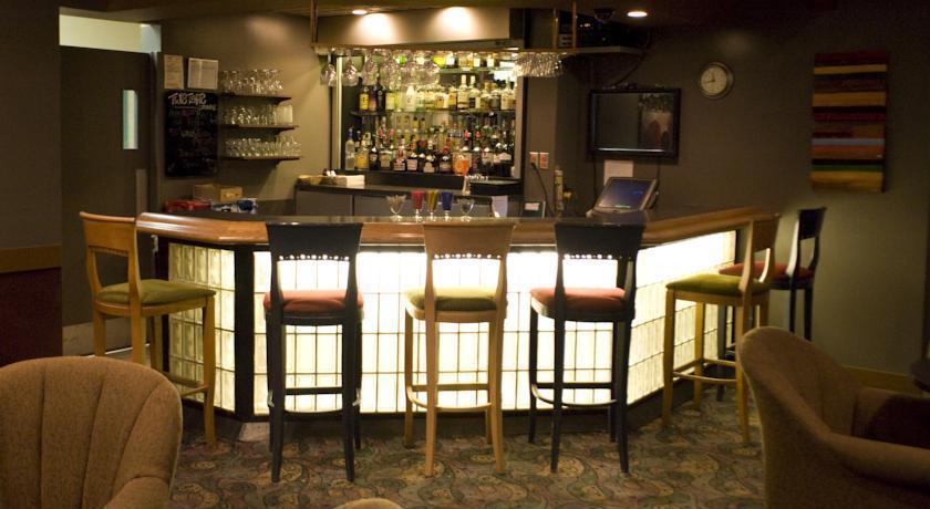 Royal 3* Lloydminster